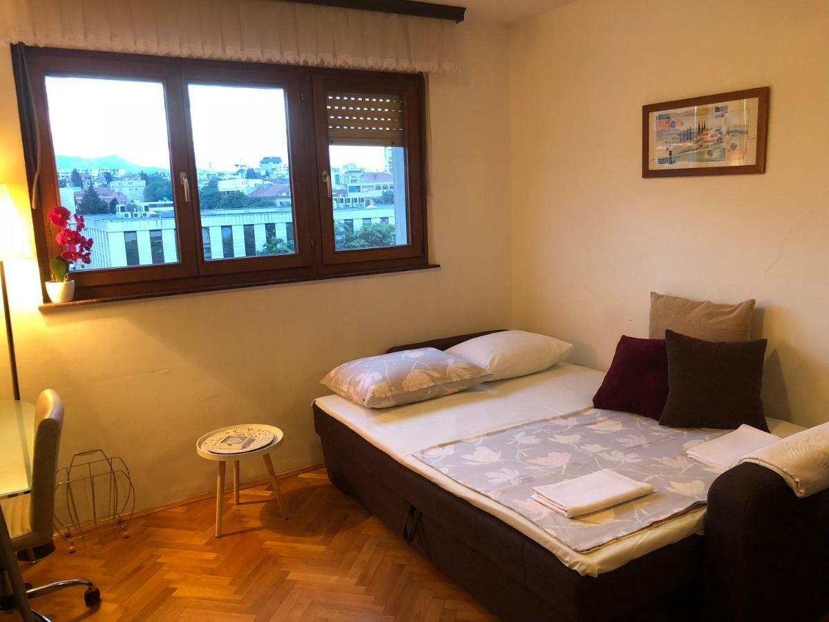 Ferienwohnung Garsonjera Katarina Split Exterior foto